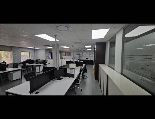 BUSINESS PROPERTY TO RENT IN VORNA VALLEY